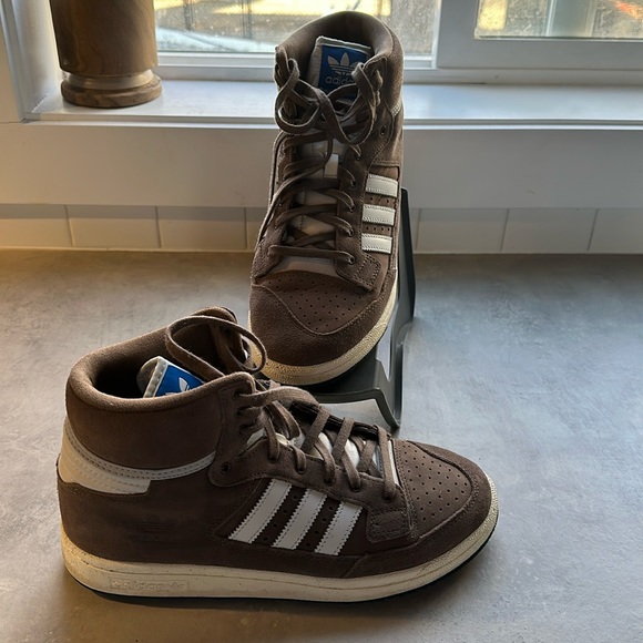 Brown and beige adidas high top - Picture 1 of 5
